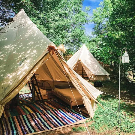 Karma Luxury tent Saint-Germain-Laval (Loire)